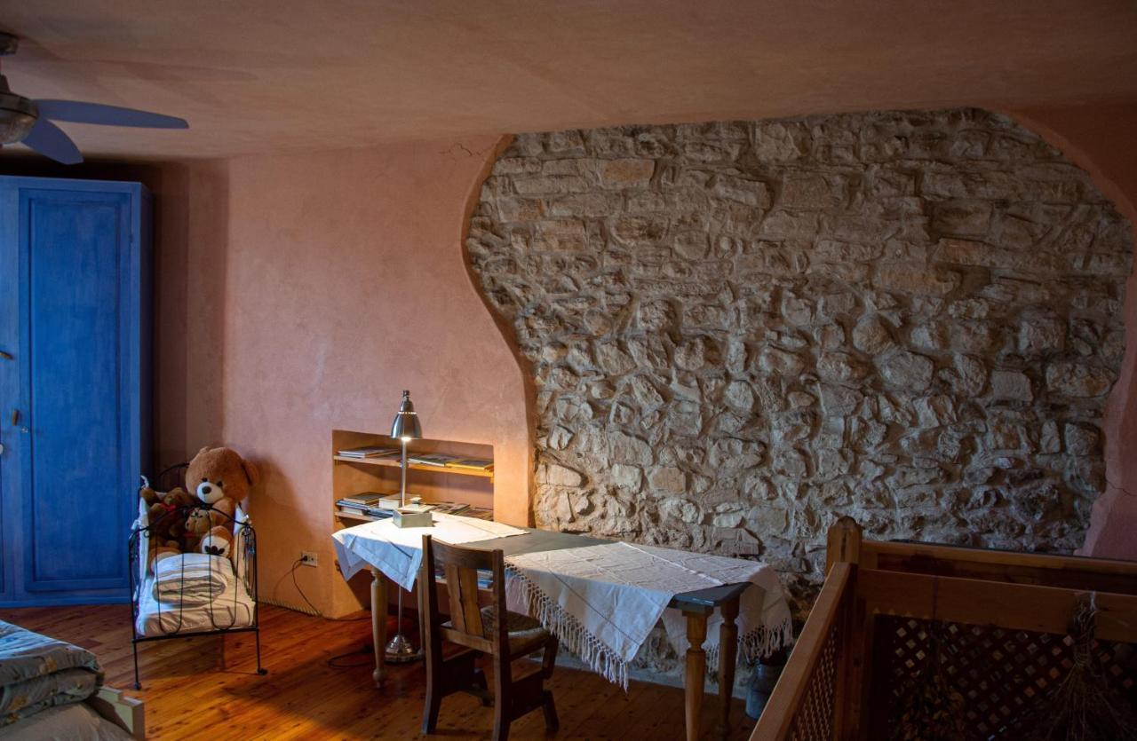 Due Archi Bed & Breakfast Sant'Ambrogio di Valpolicella Bagian luar foto