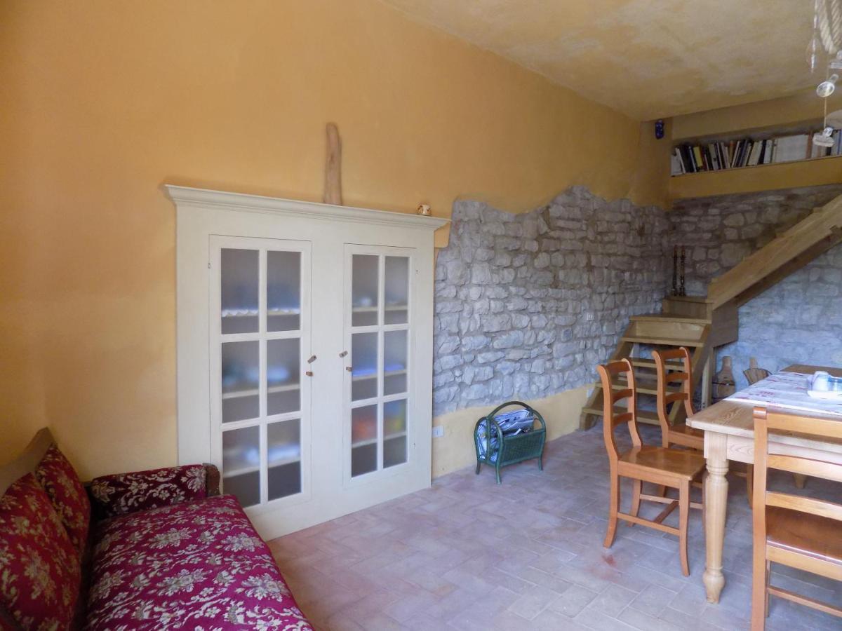 Due Archi Bed & Breakfast Sant'Ambrogio di Valpolicella Ruang foto